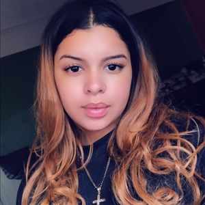 Meet your Posher, Adeline